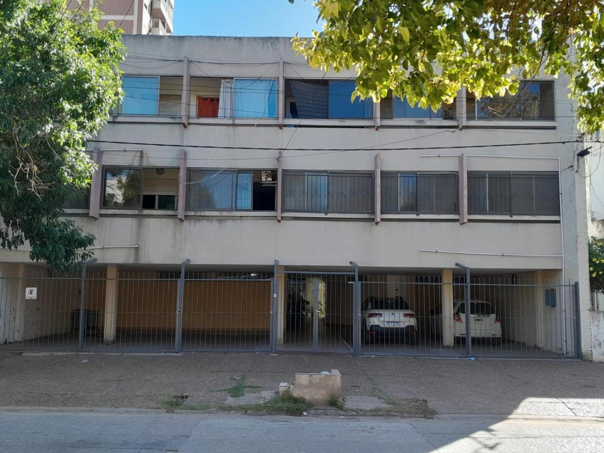 Oteiza Alojamiento Temporario En Resistencia A 150 Mts Peatonal Exterior photo